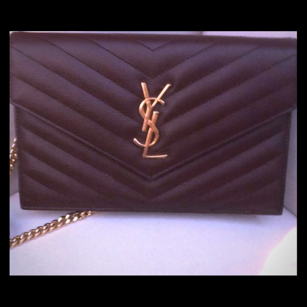 Saint Laurent regular size WOC moron color.!